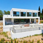 Villas de 4 dormitorios en venta en Elviria – R4976098