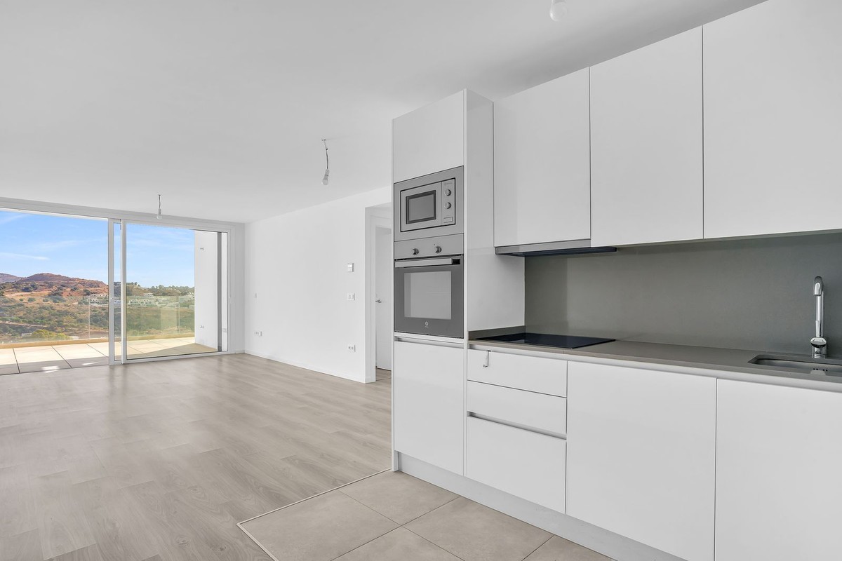 3 bedroom Apartments for sale in La Cala de Mijas – R5135818