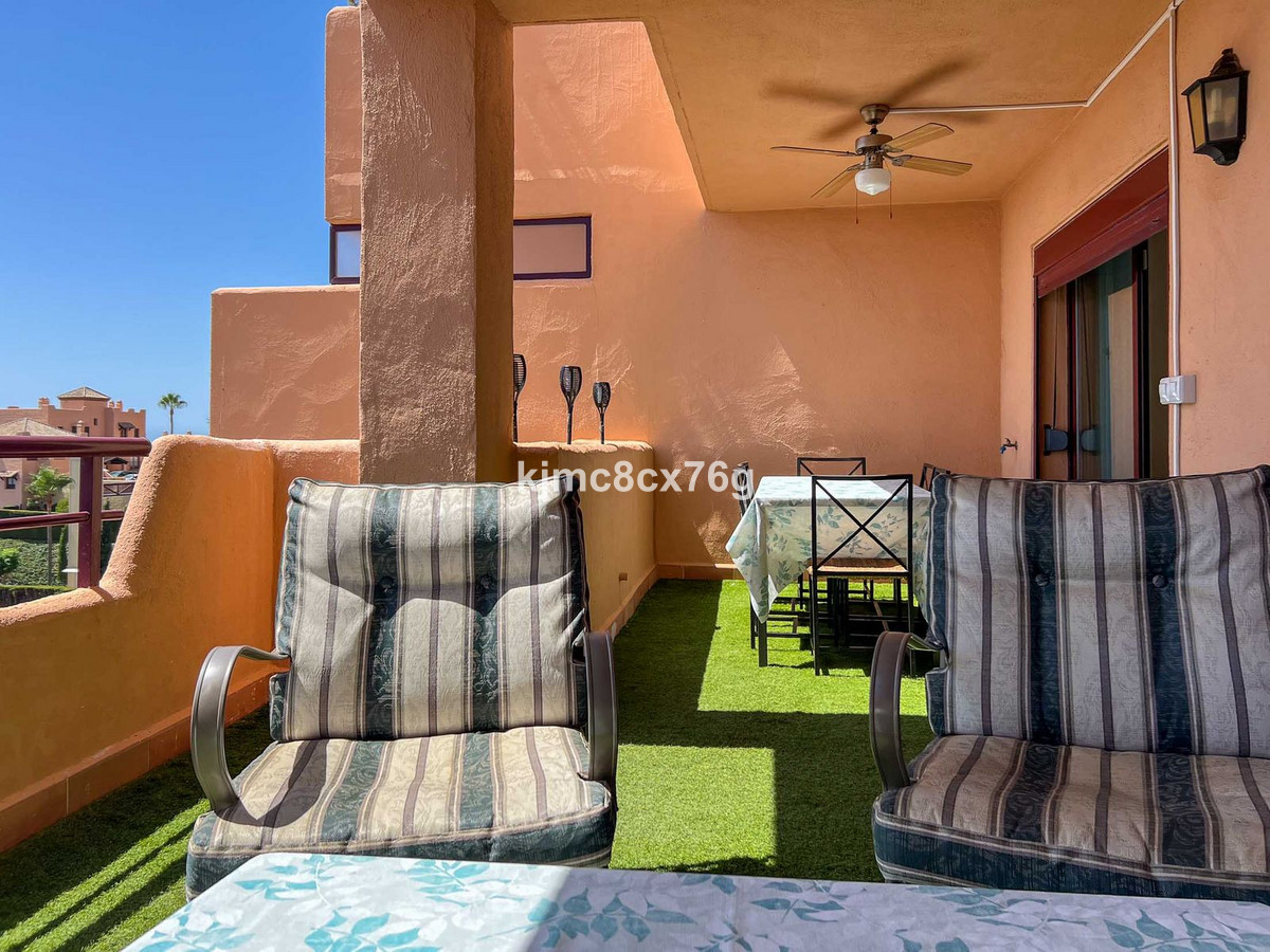 2 bedroom Apartments for sale in Calahonda – R5122951