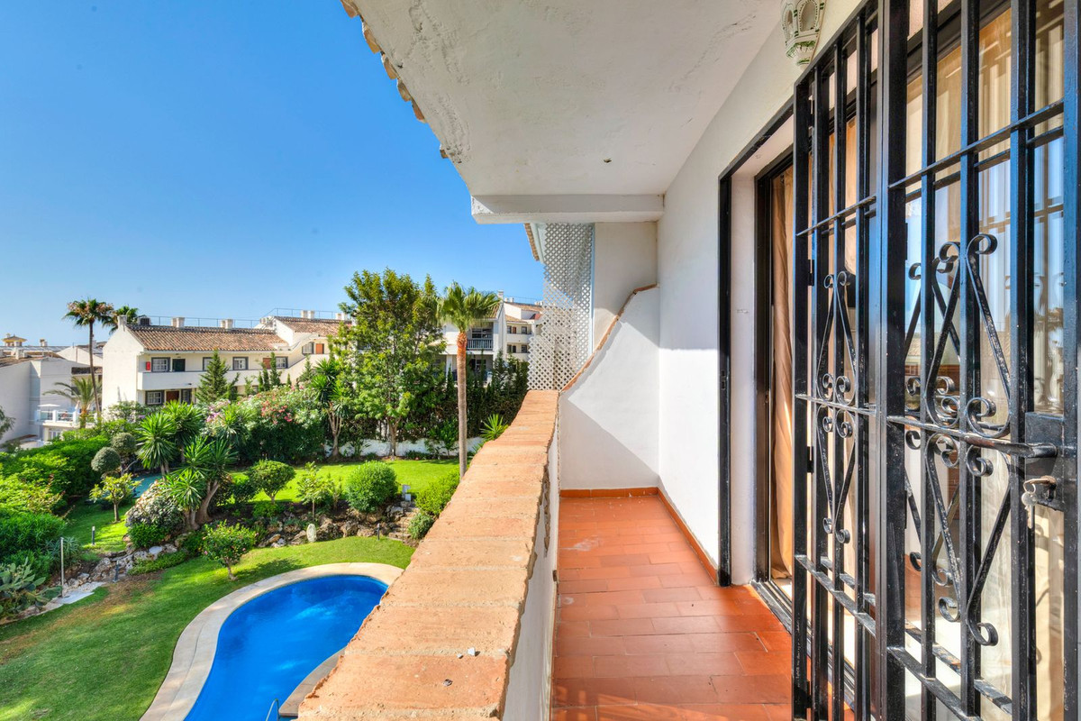 2 bedroom Apartments for sale in Mijas – R5126890