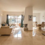 2 bedroom Apartments for sale in Cabopino – R5140846