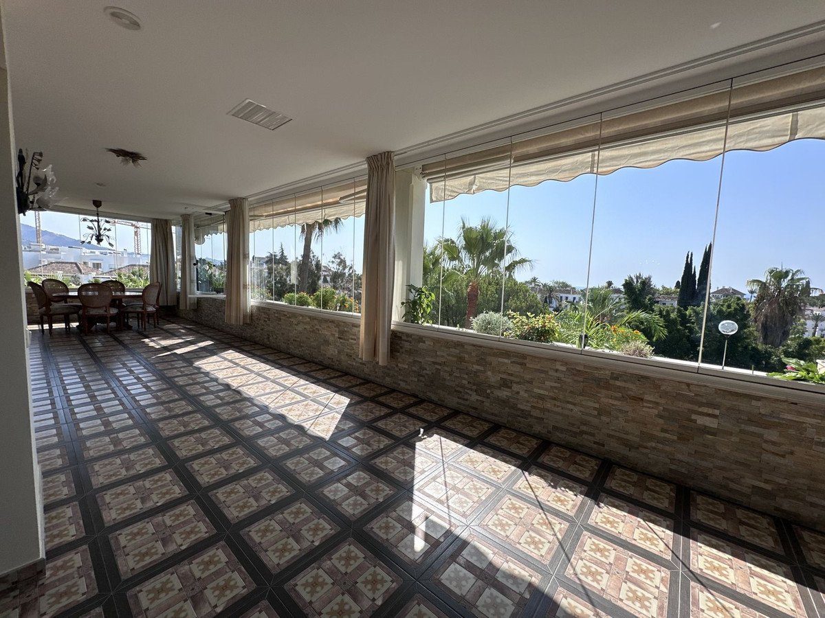 4 bedroom Apartments for sale in Milla de Oro – R5135290