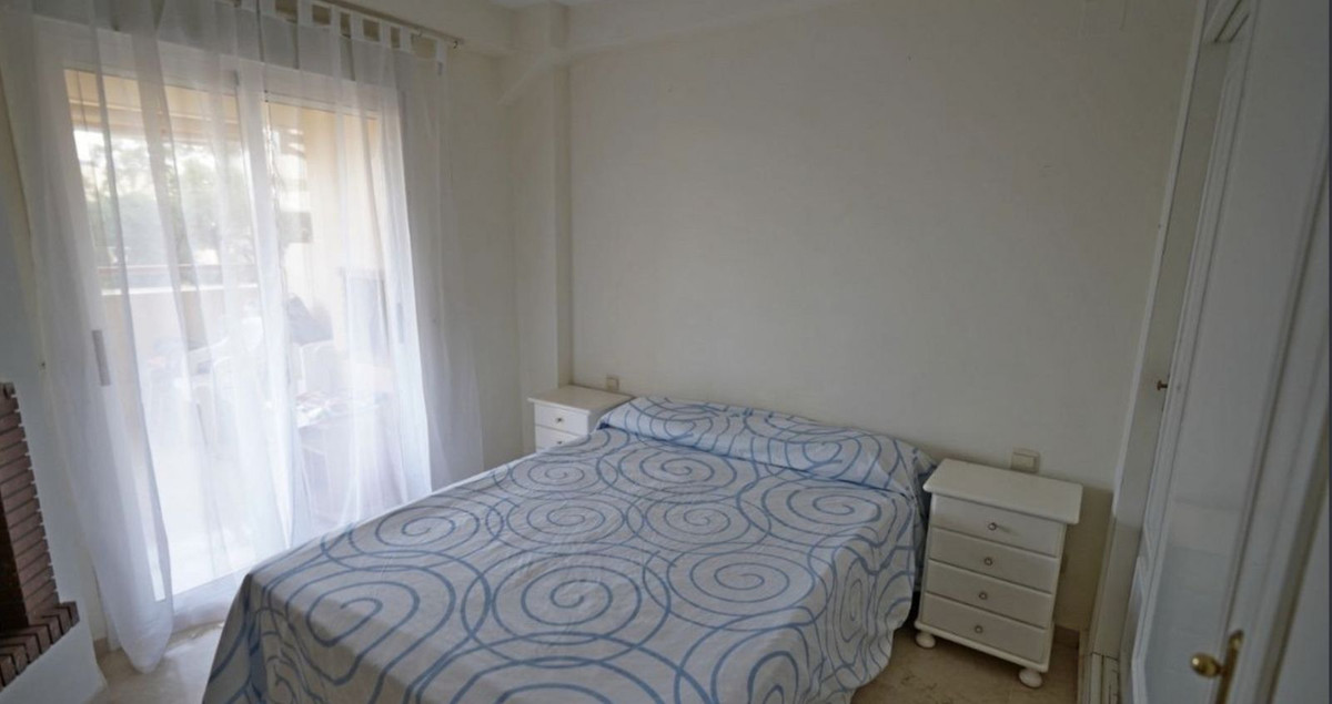 1 bedroom Apartments for sale in Calahonda – R5134444