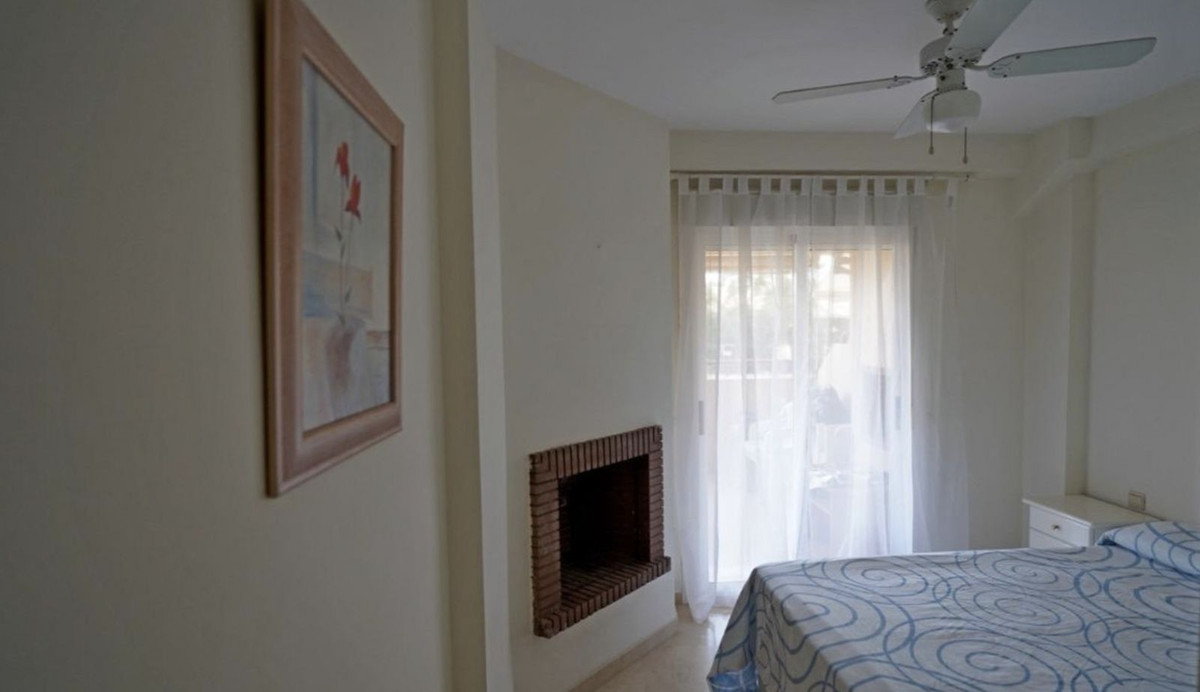 1 bedroom Apartments for sale in Calahonda – R5134444