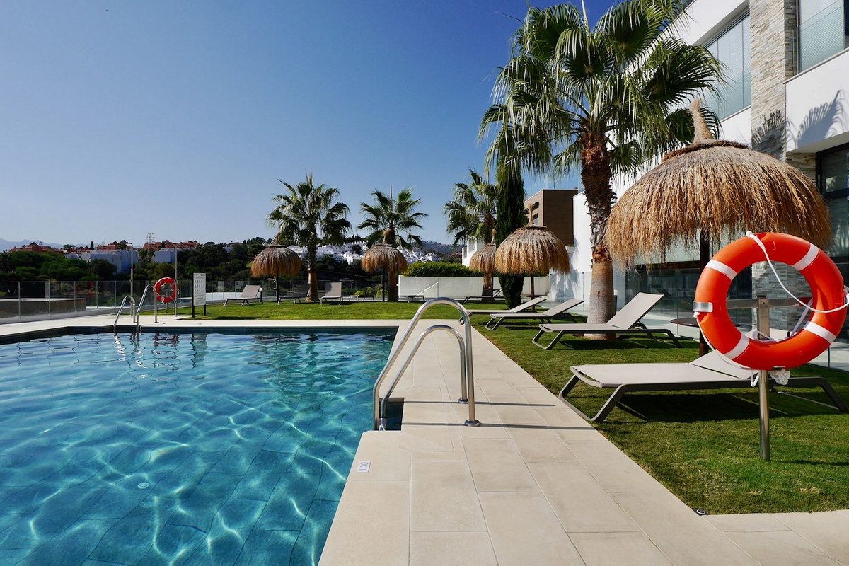 3 bedroom Apartments for sale in Cabopino – R5130787