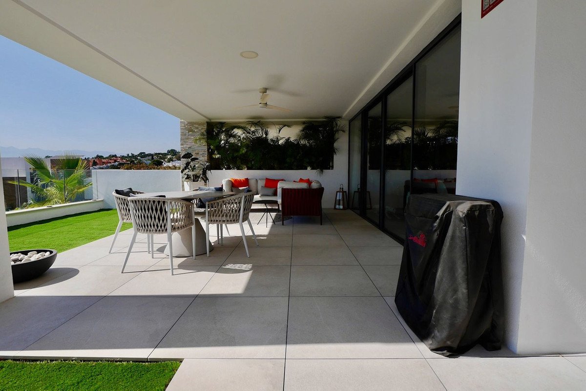 3 bedroom Apartments for sale in Cabopino – R5130787