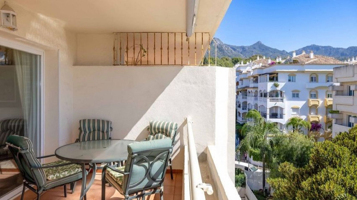 3 bedroom Apartments for sale in Milla de Oro – R5141653