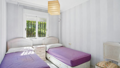 Apartamentos de 3 dormitorios en venta en Milla de Oro – R5047888