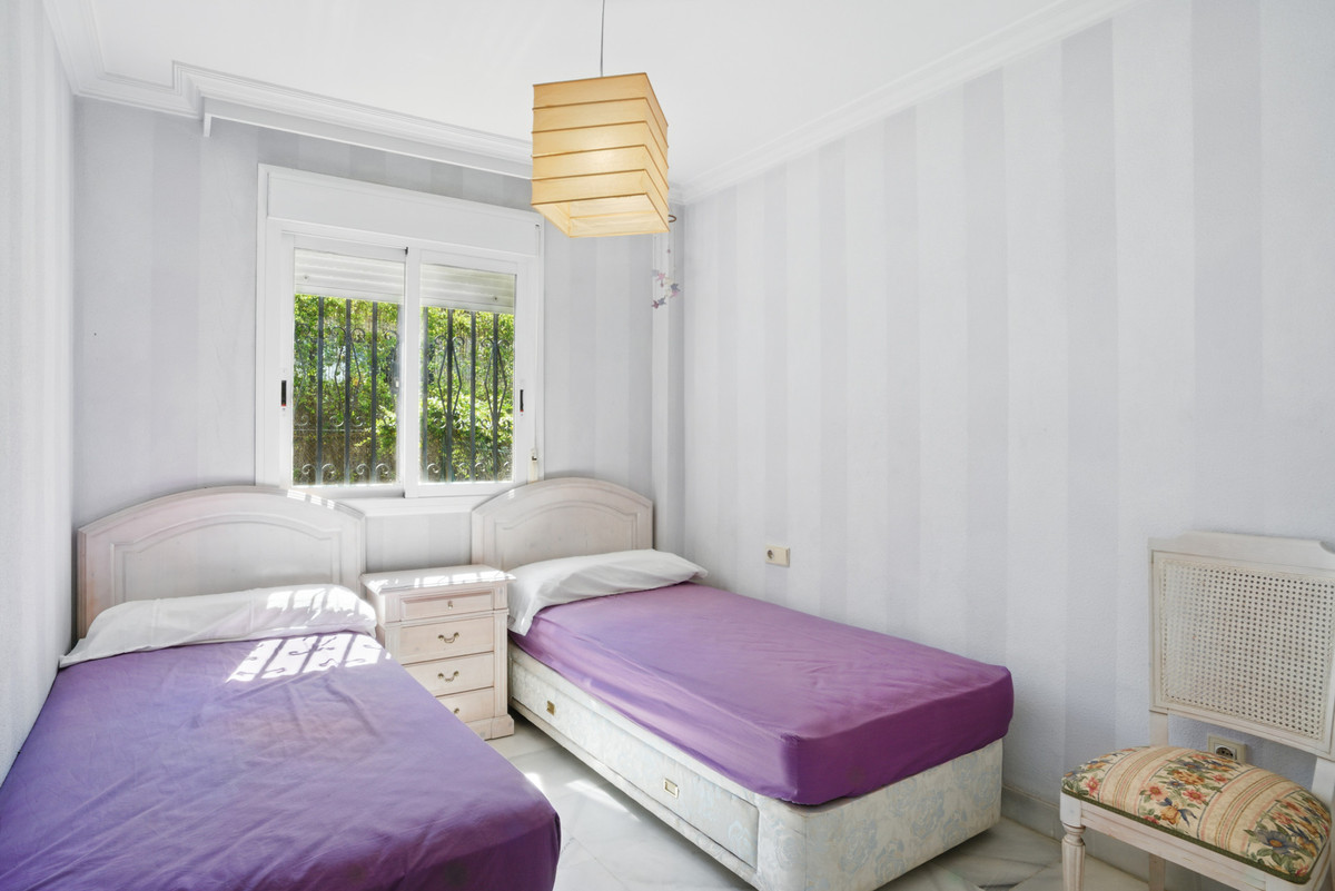 3 bedroom Apartments for sale in Milla de Oro – R5047888