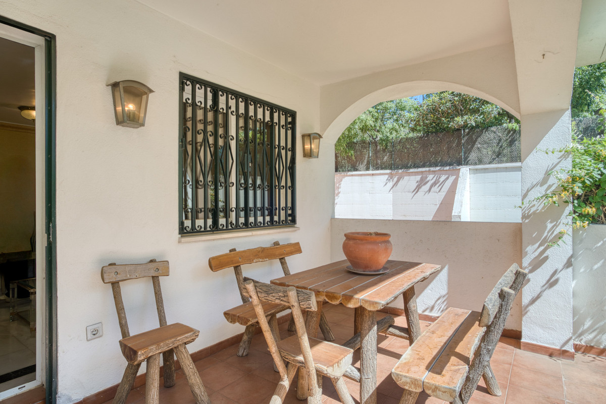 3 bedroom Apartments for sale in Milla de Oro – R5047888