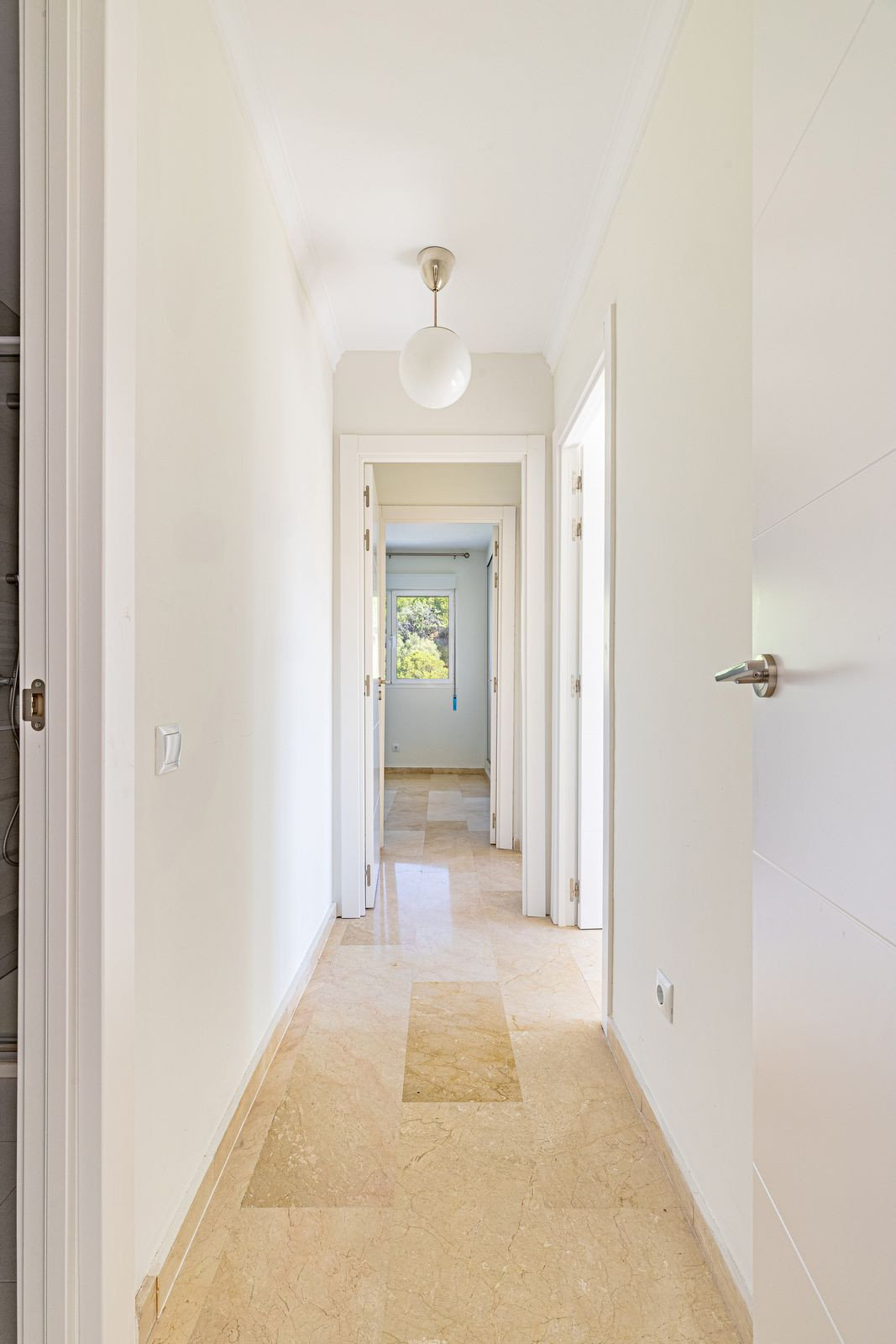 3 bedroom Penthouses for sale in Marbella – R5135143