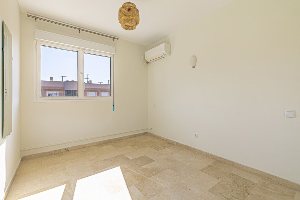 3 bedroom Penthouses for sale in Marbella – R5135143