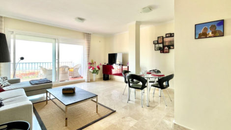 Aticos de 2 dormitorios en venta en Calahonda – R5076082
