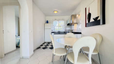 2 bedroom Apartments for sale in Miraflores – R5120545
