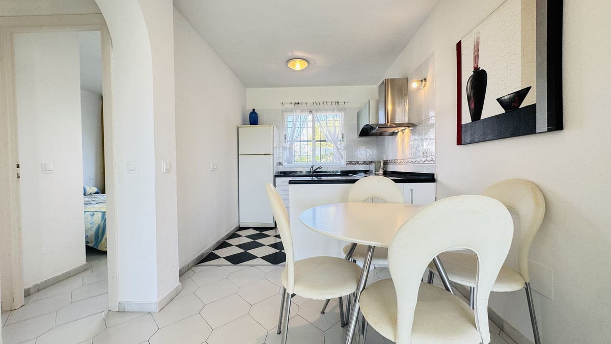 2 bedroom Apartments for sale in Miraflores – R5120545