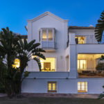 6 bedroom Villas for sale in Altos de los Monteros – R5135635