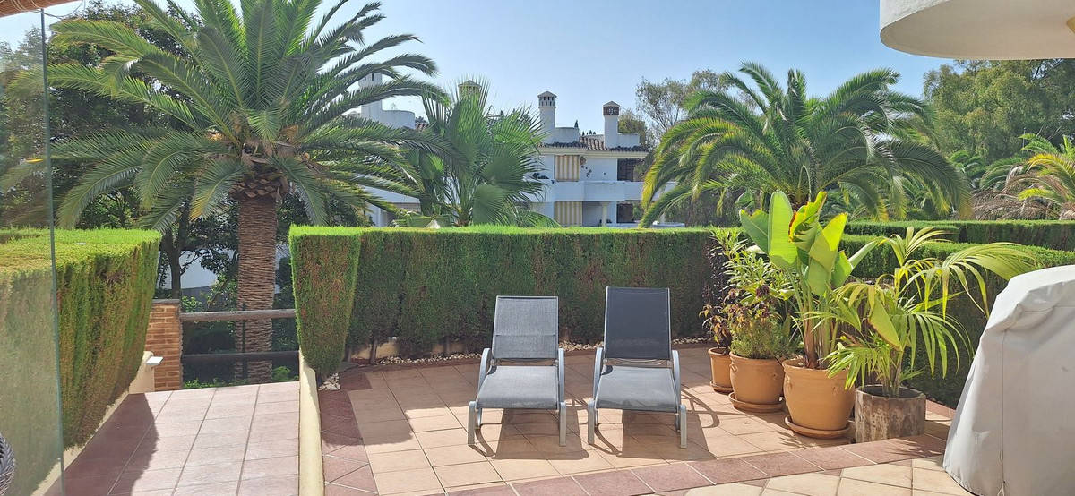 2 bedroom Apartments for sale in Calahonda – R5132548