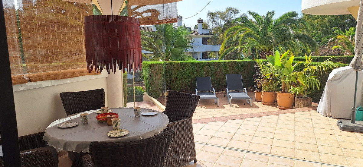 2 bedroom Apartments for sale in Calahonda – R5132548