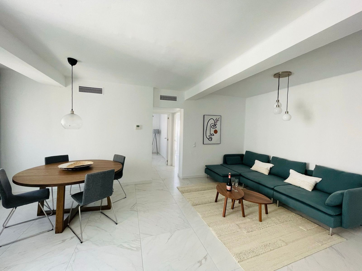2 bedroom Apartments for sale in Marbella – R5134801