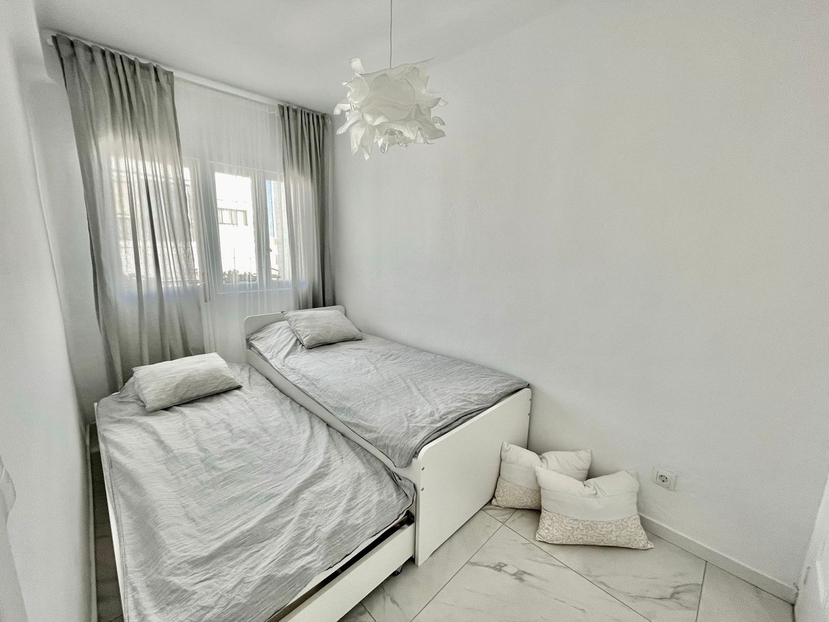 2 bedroom Apartments for sale in Marbella – R5134801