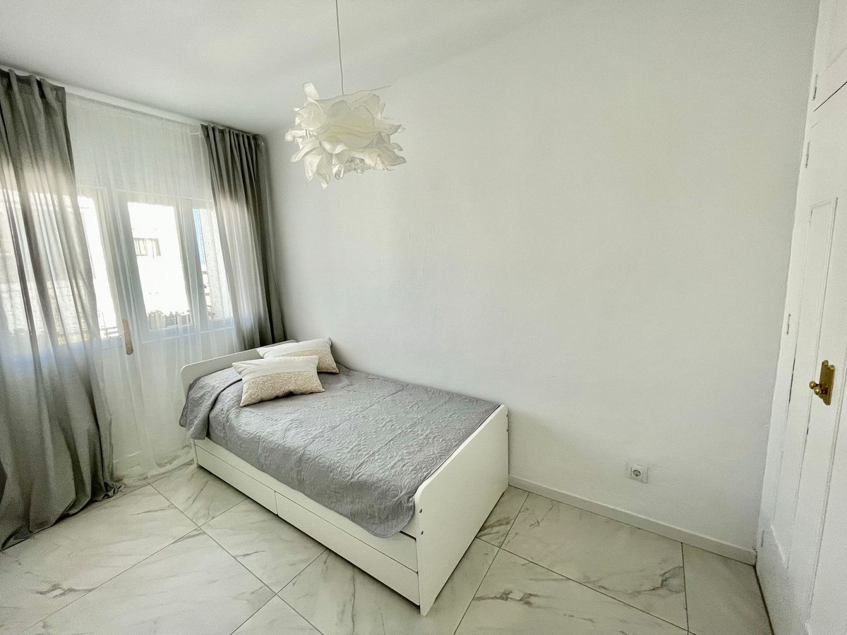 2 bedroom Apartments for sale in Marbella – R5134801