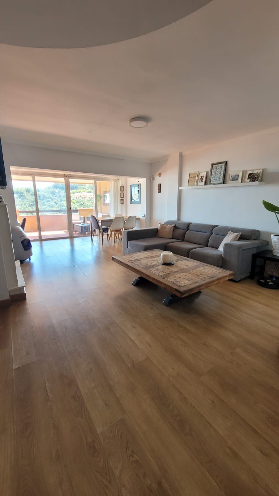 Apartamentos de 3 dormitorios en venta en La Mairena – R5144128