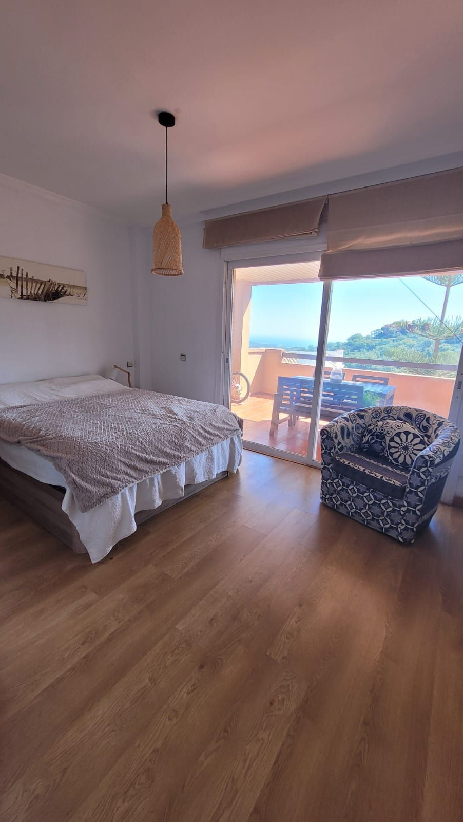 Apartamentos de 3 dormitorios en venta en La Mairena – R5144128
