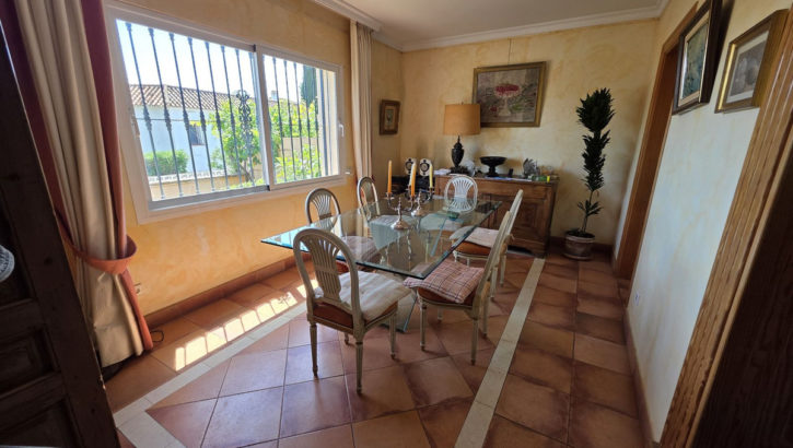 5 bedroom Villas for sale in Marbesa – R5075311 in 