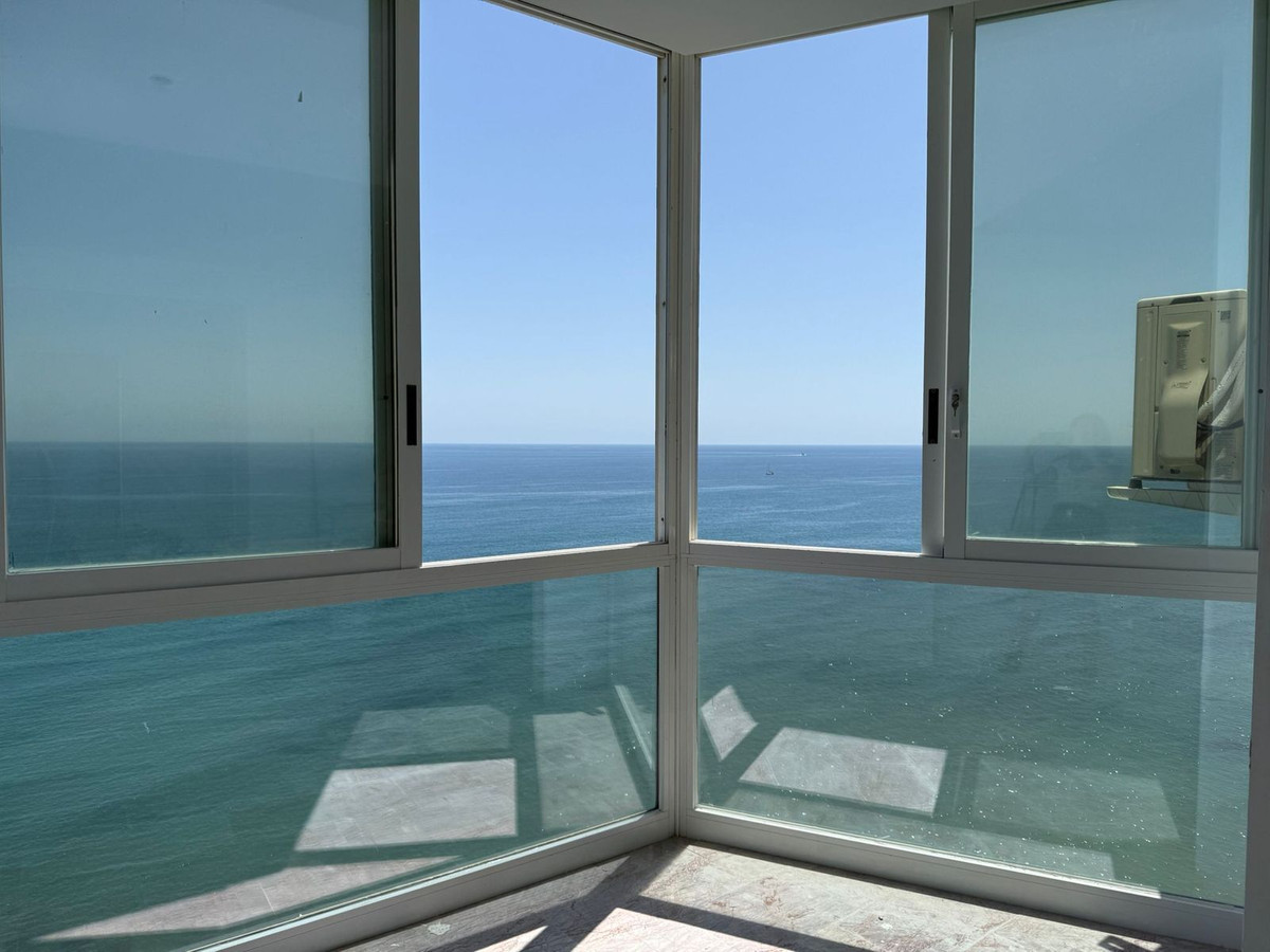 2 bedroom Apartments for sale in Calahonda – R5131909