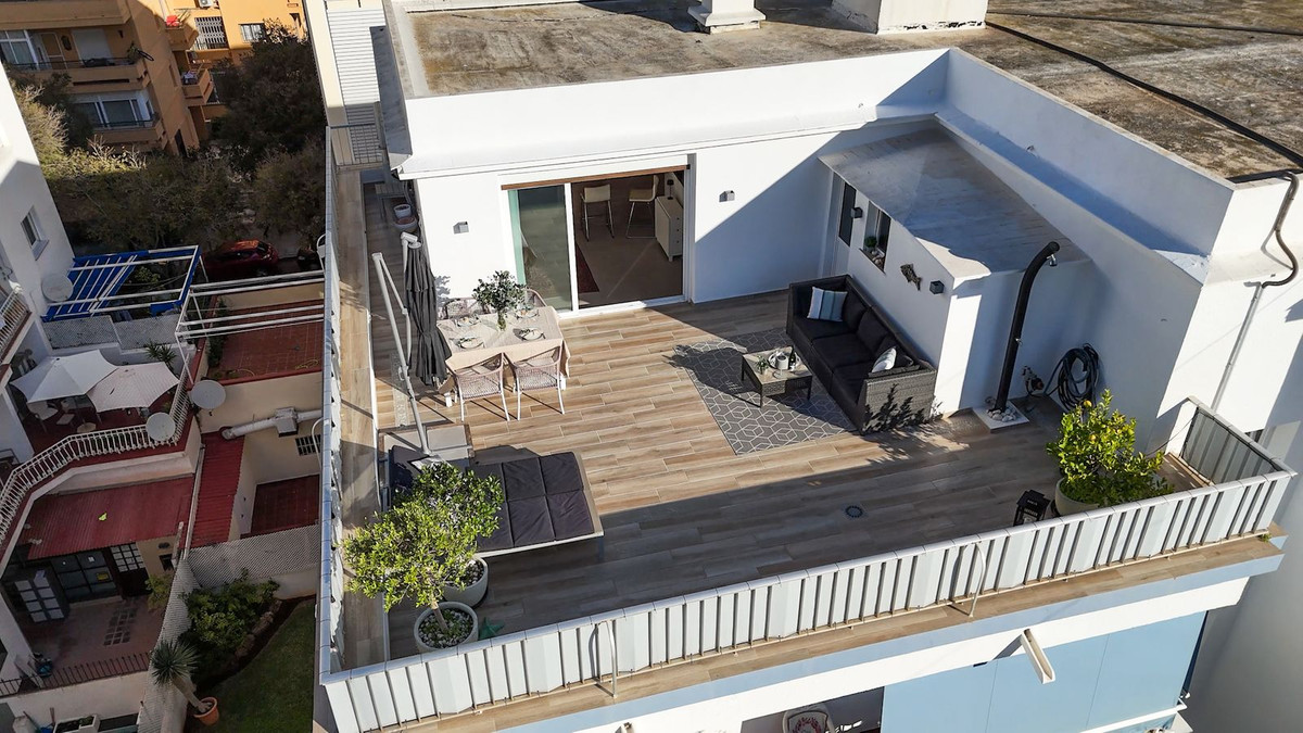 Aticos de 1 dormitorio en venta en Marbella – R4889509