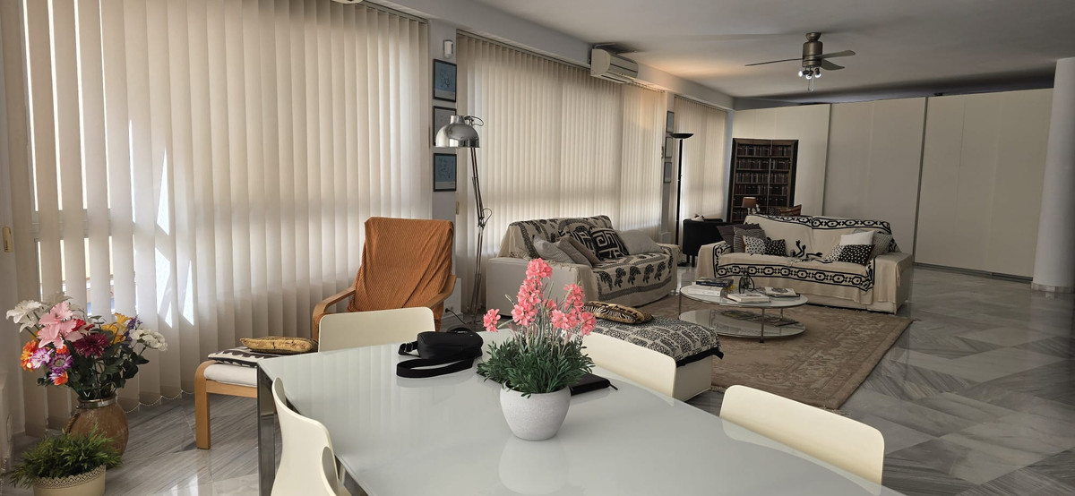 Apartamentos de 2 dormitorios en venta en Marbella – R5132818