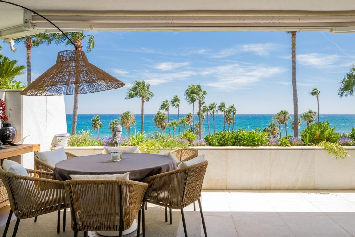 Aticos de 3 dormitorios en venta en Marbella – R5146285