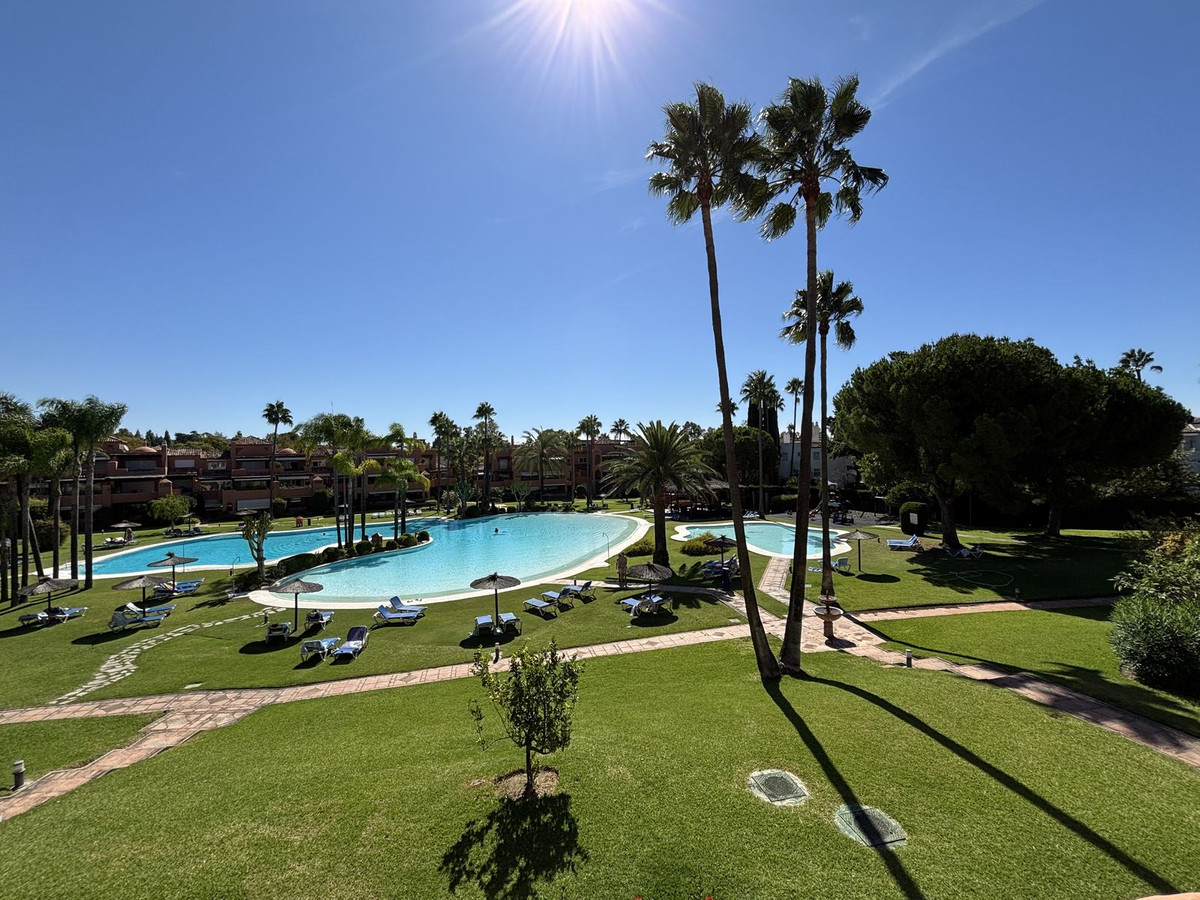 3 bedroom Penthouses for sale in Guadalmina Baja – R5139022