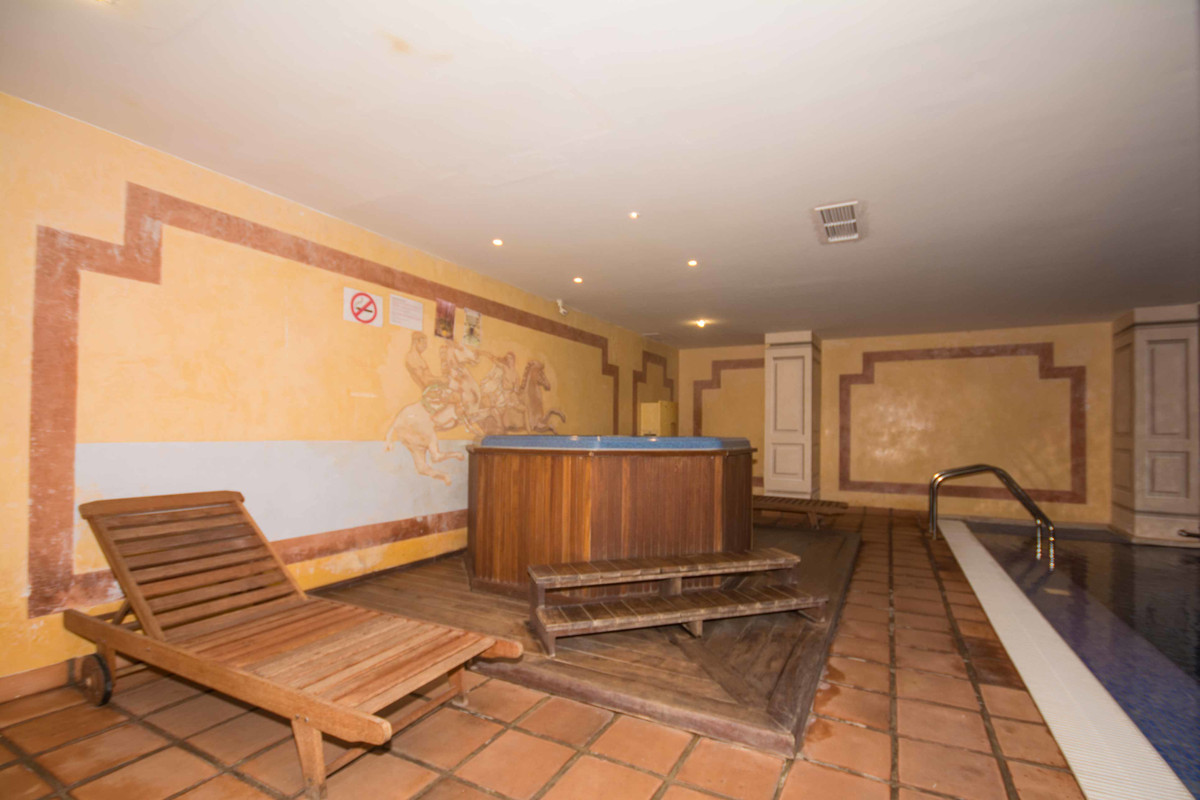 4 bedroom Apartments for sale in Nueva Milla de Oro – R5127307