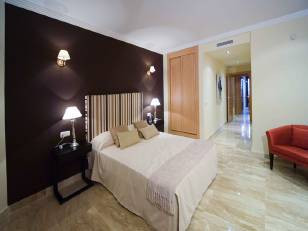 4 bedroom Apartments for sale in Nueva Milla de Oro – R5127307