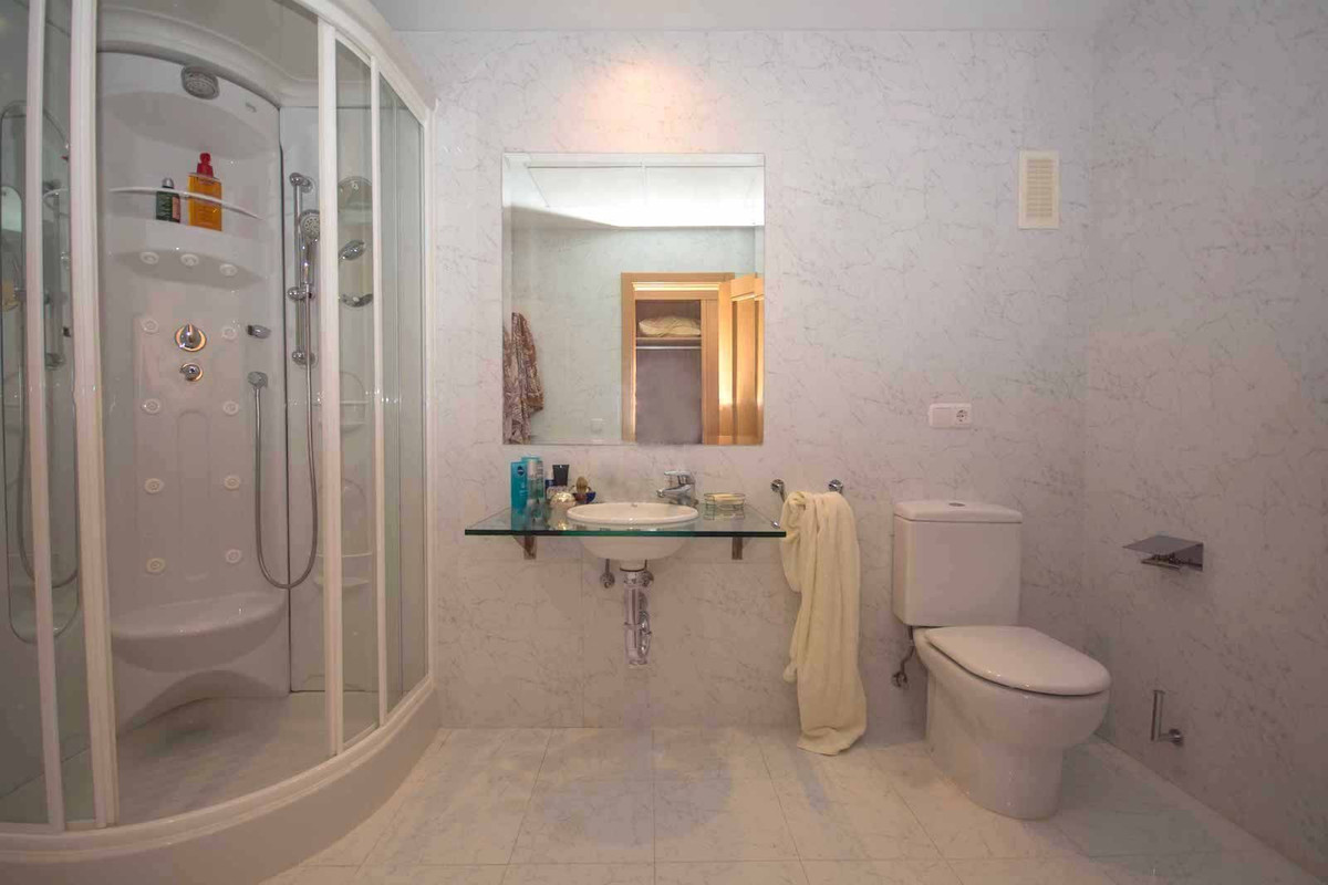 4 bedroom Apartments for sale in Nueva Milla de Oro – R5127307