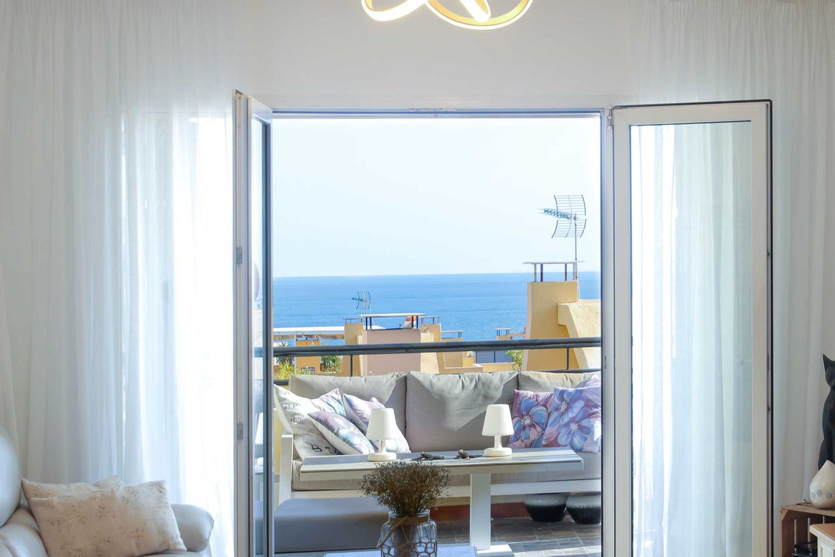 2 bedroom Penthouses for sale in Calahonda – R5127169