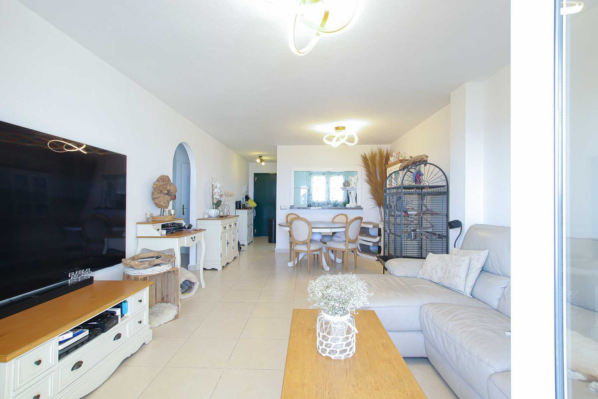 2 bedroom Penthouses for sale in Calahonda – R5127169