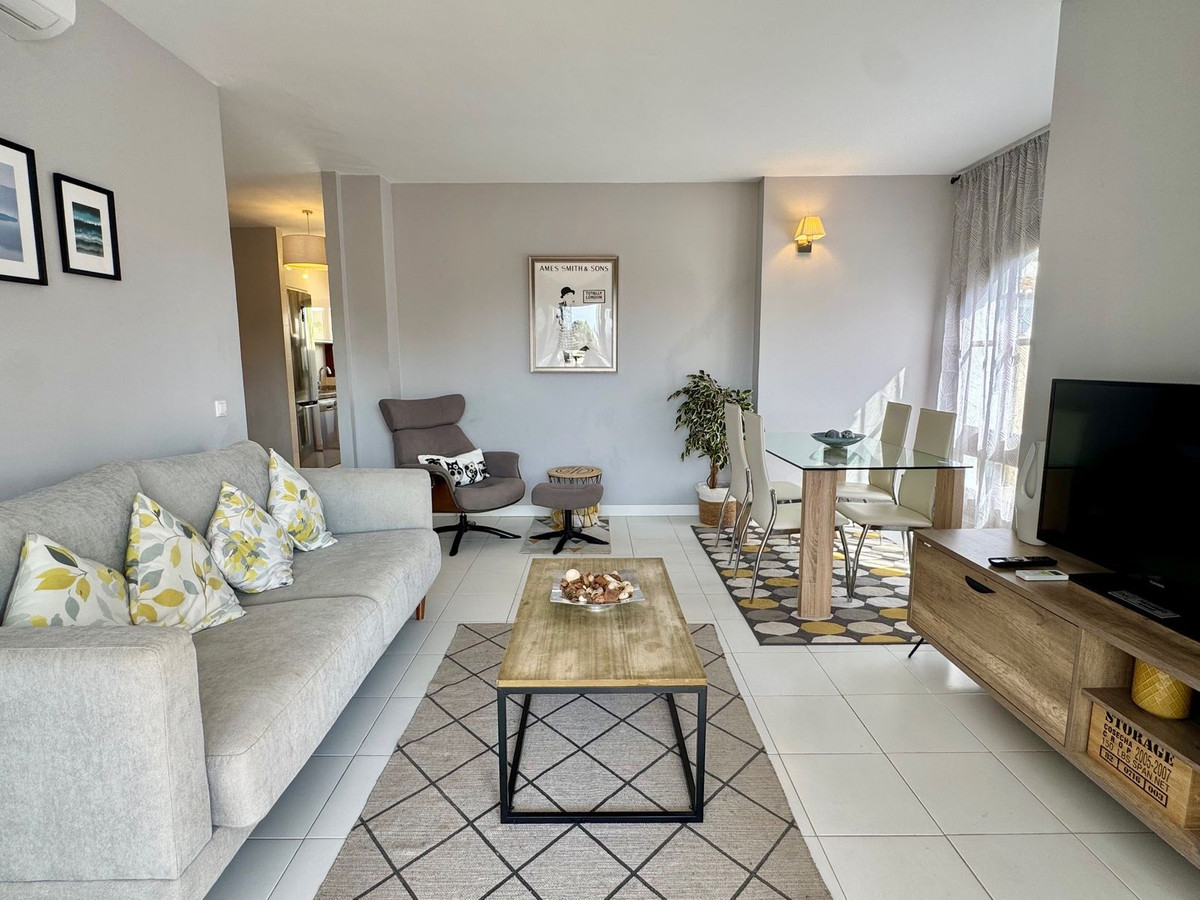 2 bedroom Apartments for sale in Calahonda – R5145898