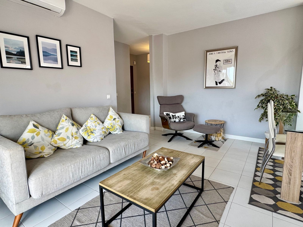 2 bedroom Apartments for sale in Calahonda – R5145898