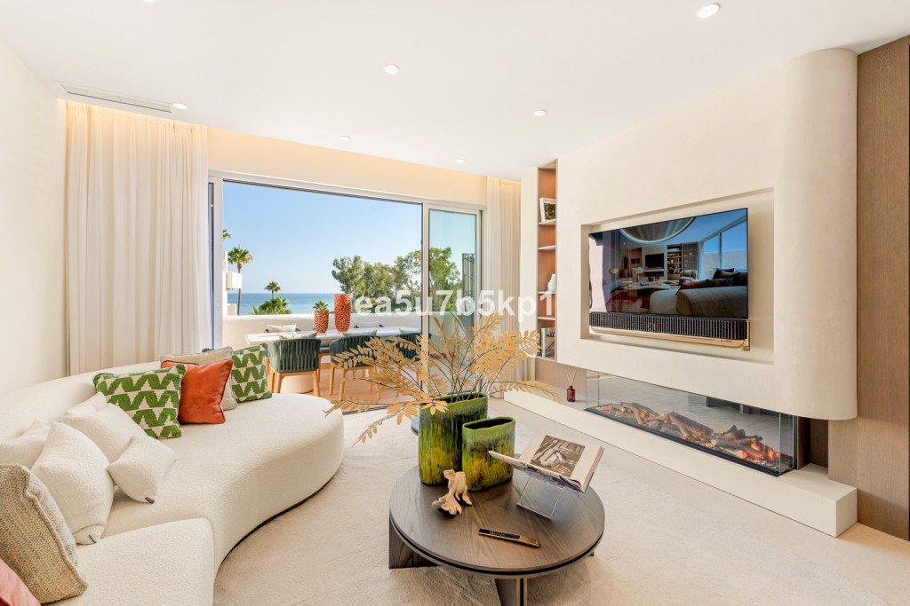 Apartamentos de 3 dormitorios en venta en Nueva Milla de Oro – R5132761