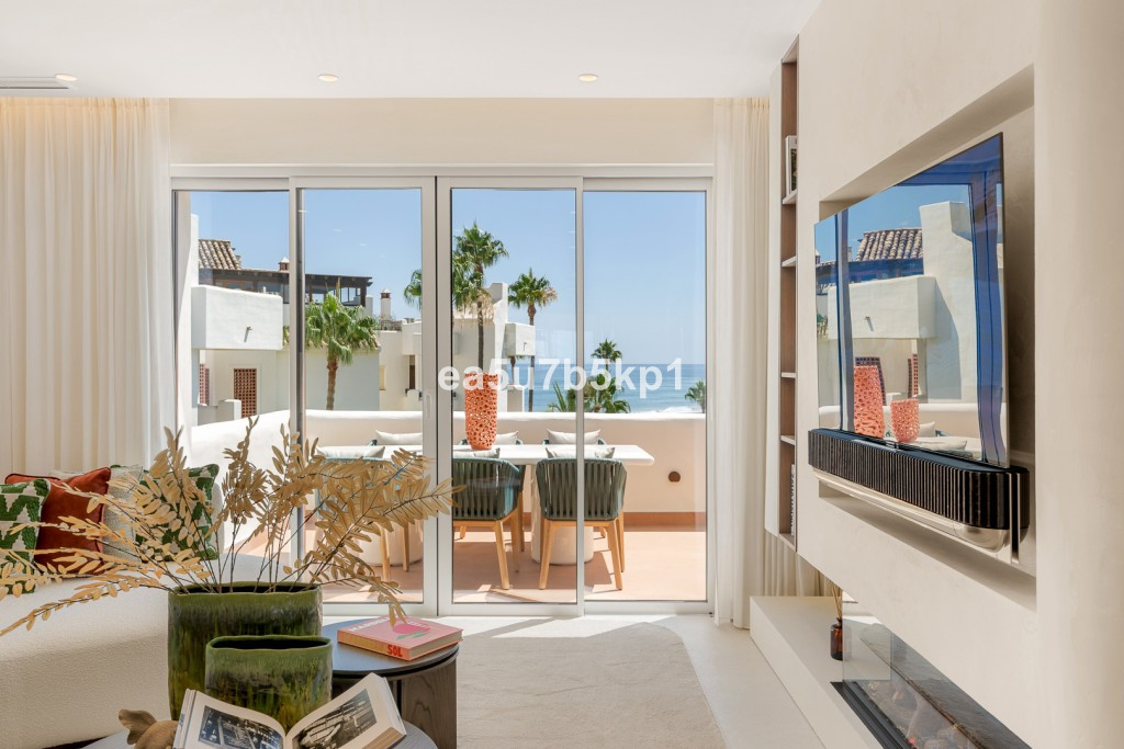 Apartamentos de 3 dormitorios en venta en Nueva Milla de Oro – R5132761