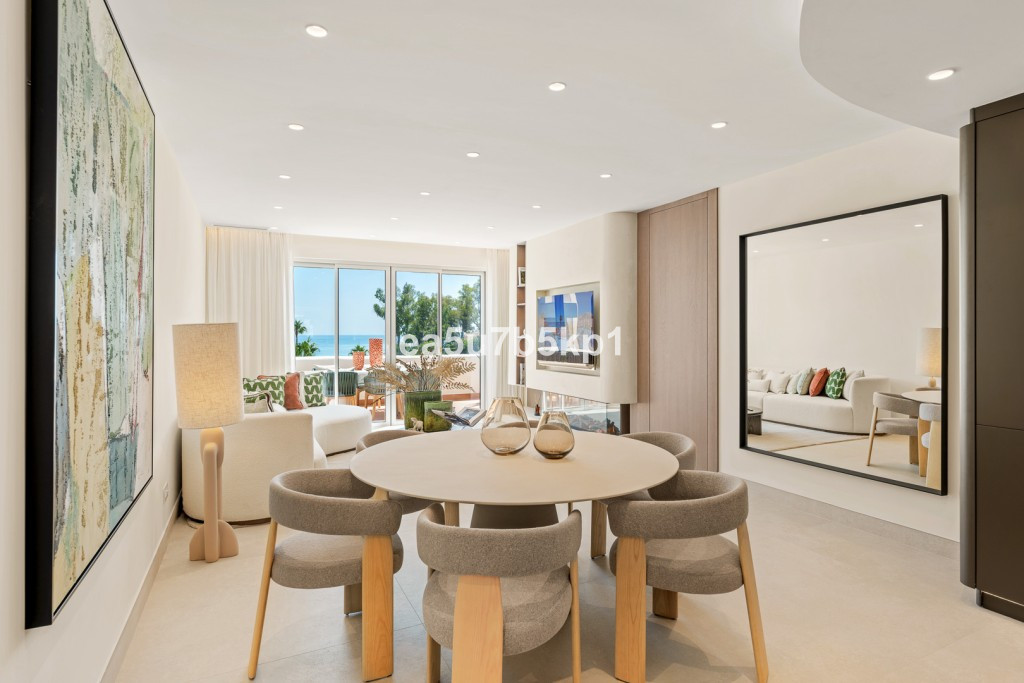 Apartamentos de 3 dormitorios en venta en Nueva Milla de Oro – R5132761