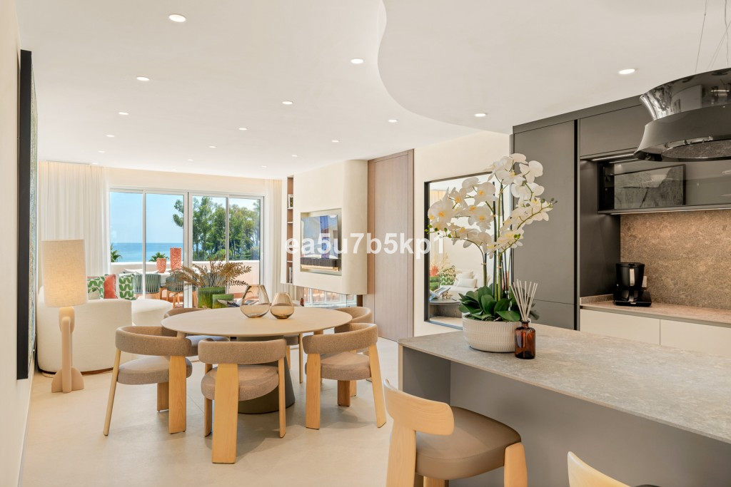 Apartamentos de 3 dormitorios en venta en Nueva Milla de Oro – R5132761