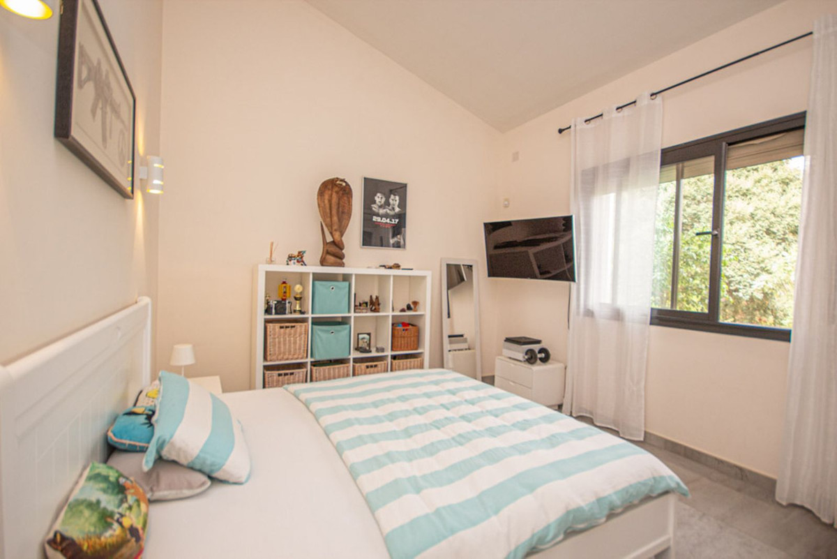Villas de 4 dormitorios en venta en La Mairena – R5143909