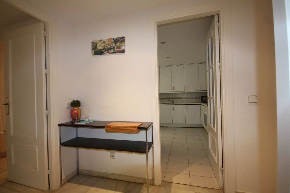 Apartamentos de 3 dormitorios en venta en Marbella – R5144029