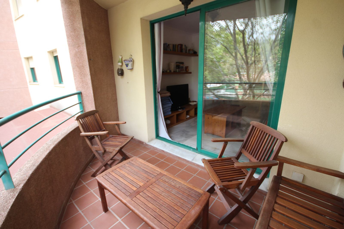 Apartamentos de 3 dormitorios en venta en Marbella – R5144029