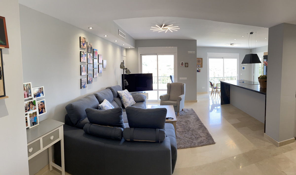 3 bedroom Apartments for sale in La Quinta – R4966315