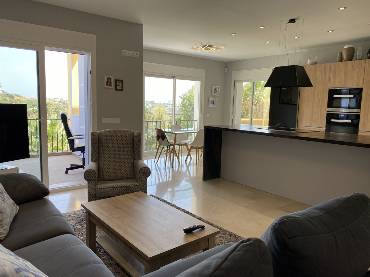 3 bedroom Apartments for sale in La Quinta – R4966315