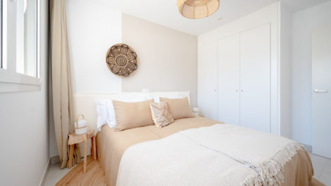 Apartamentos de 3 dormitorios en venta en Altos de los Monteros – R5119069